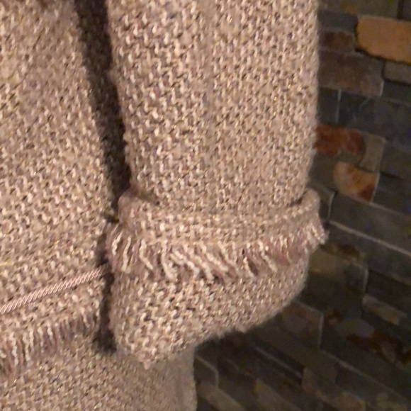 Suit - Picture 4 of 5